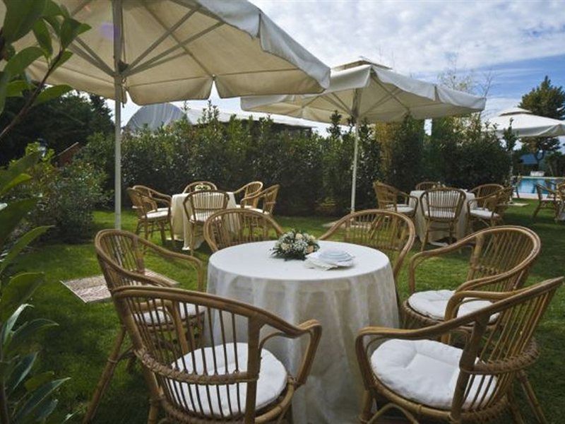 Aris Garden Hotel Casal Palocco Eksteriør billede