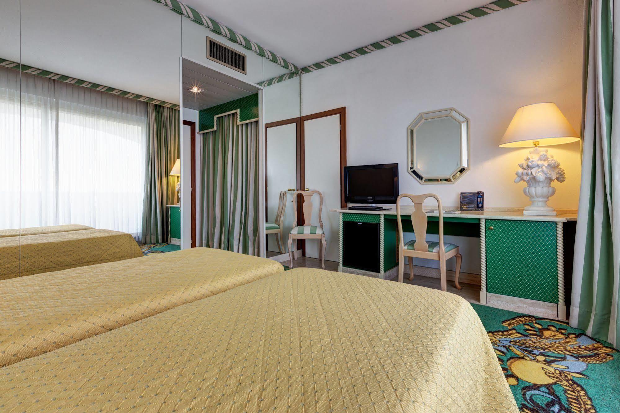 Aris Garden Hotel Casal Palocco Eksteriør billede