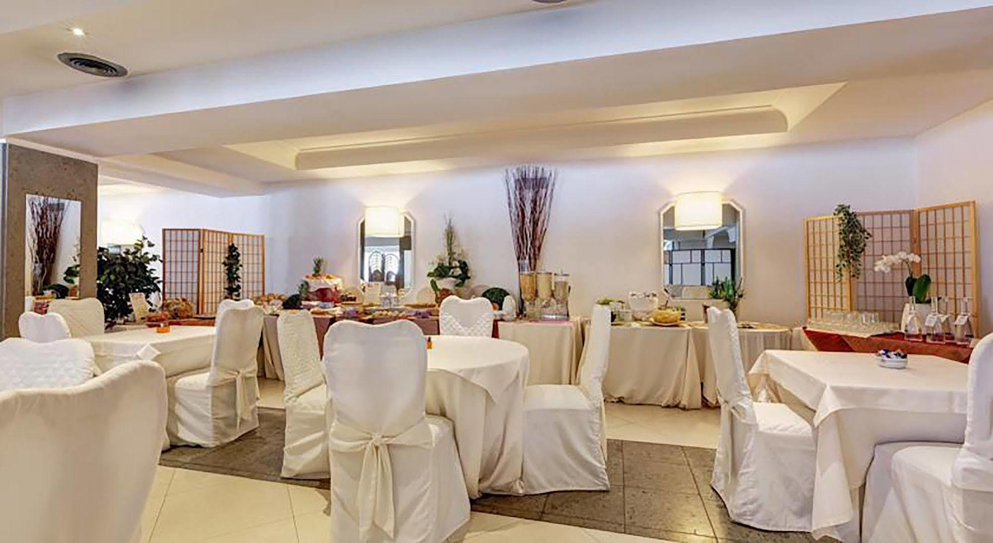Aris Garden Hotel Casal Palocco Eksteriør billede